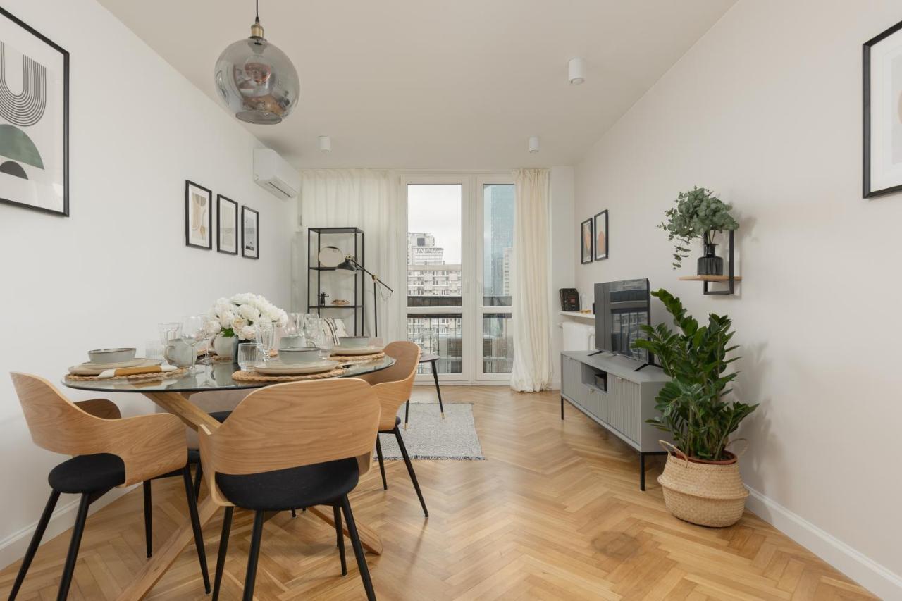 żelazna Business Wola By Renters * Warszawa