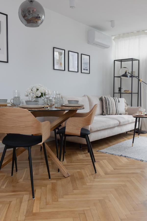 żelazna Business Wola By Renters Apartament *