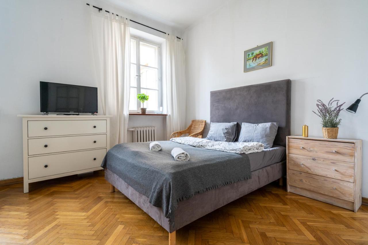 Golden Apartments/cel2/4 Warschau