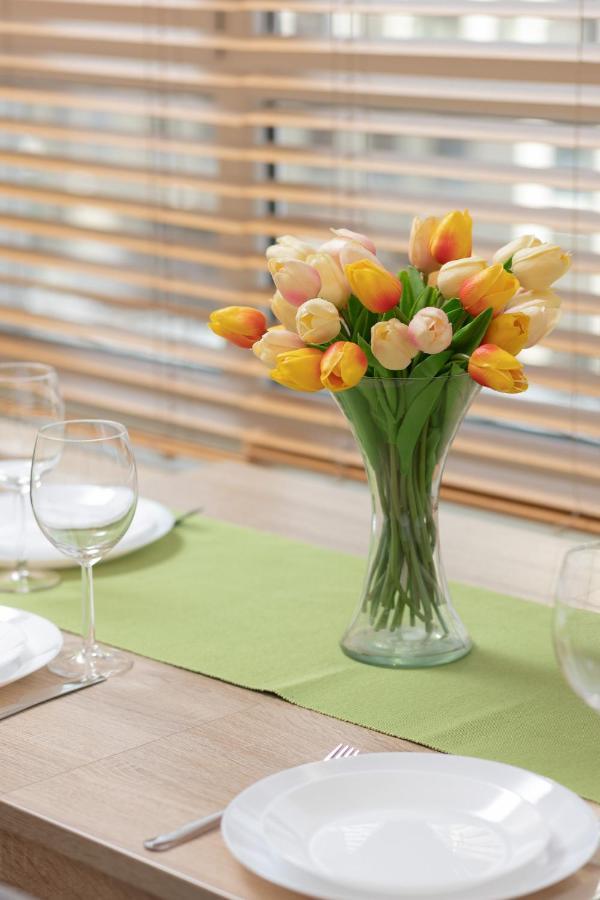 Praga Family With Parking By Renters Apartamento *