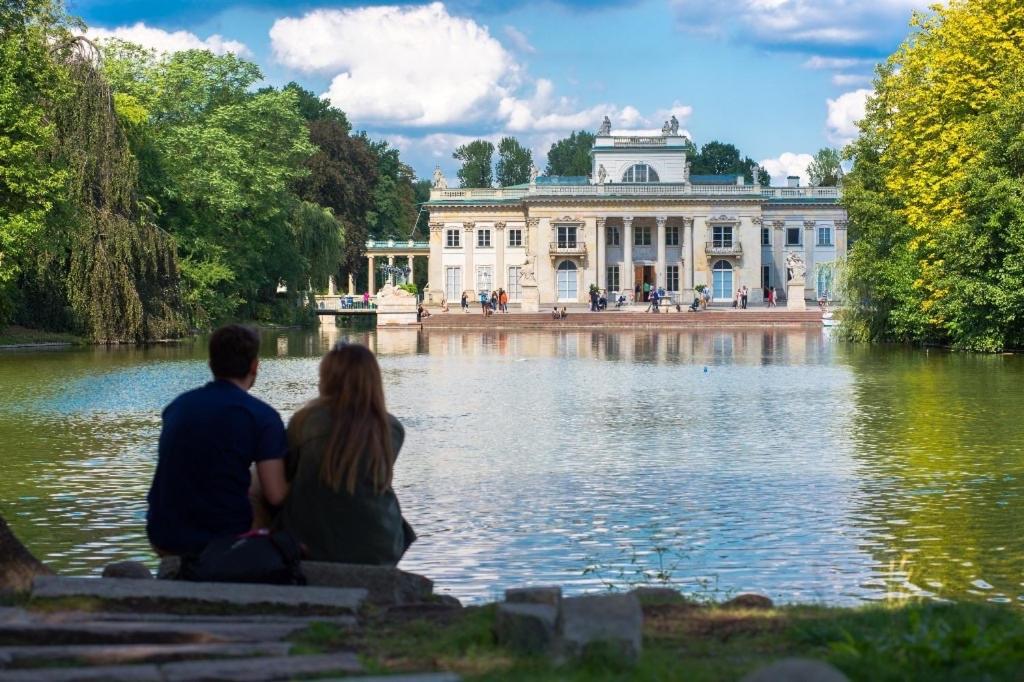 Royal Park Lazienki - Terrace Boutique Apartment Warsaw