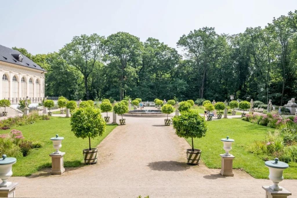 Royal Park Lazienki - Terrace Boutique Apartment