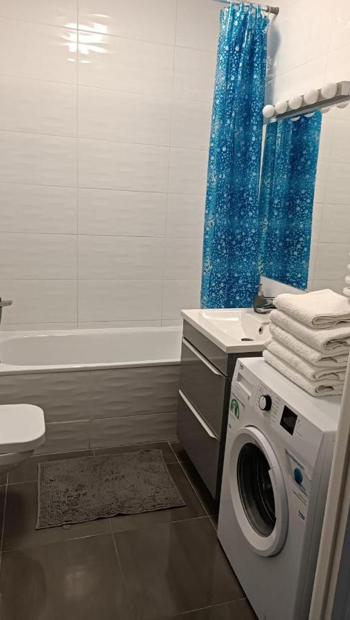 Apartament Z Ogrodkiem Na Warszawskiej Woli