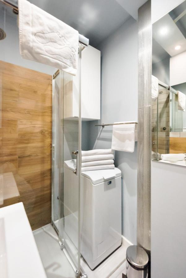 Ratusz Arsenal Modern Apartment Warsaw