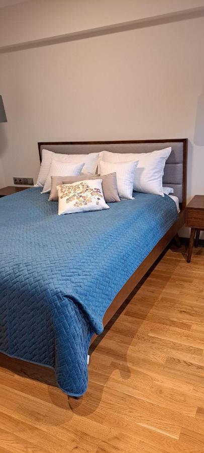 Falcon Center 2 Metro Zlote Tarasy Apartamento Varsóvia