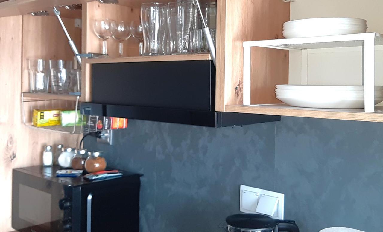 Wawa Apartment *