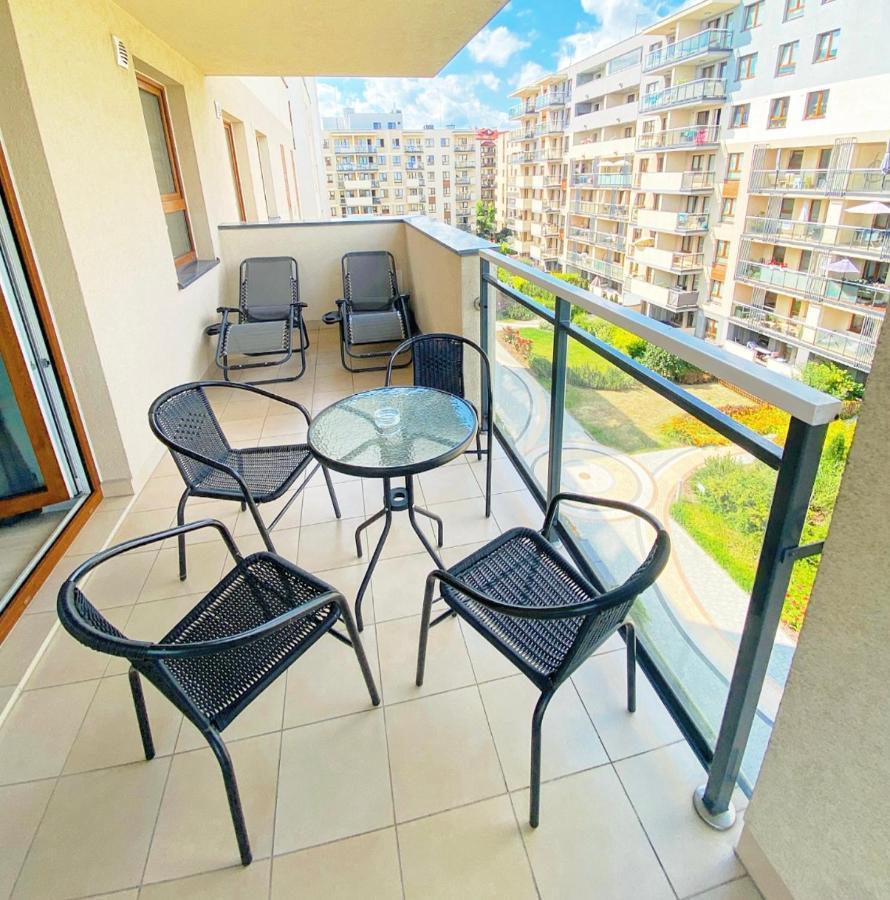 In A Unit Hosted By Malek Apartment Warsaw