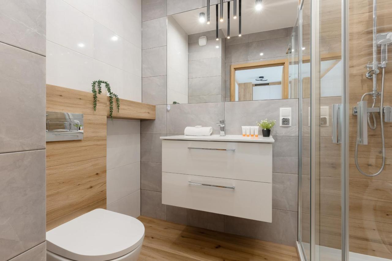 Modern Praga With Parking Near The Zoo By Renters