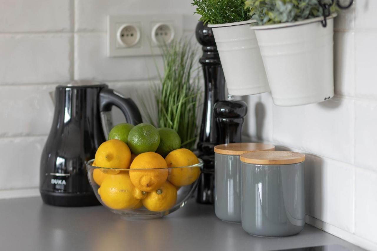 Apartment Cozy Gieysztora Wilanow By Renters