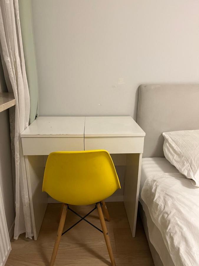 Airport Cybernetyki2 Guest house Warsaw