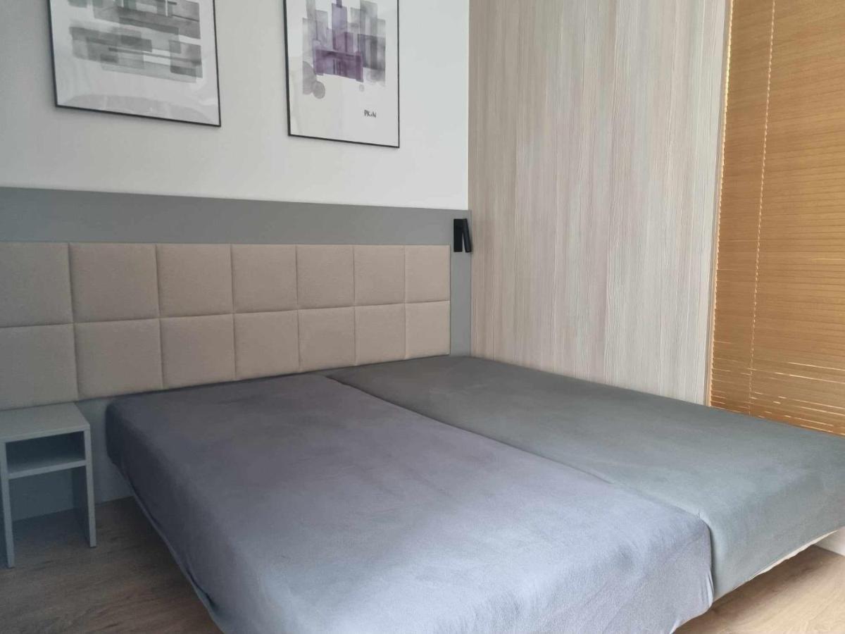 Central: Balcony Retreat With Parking Apartment