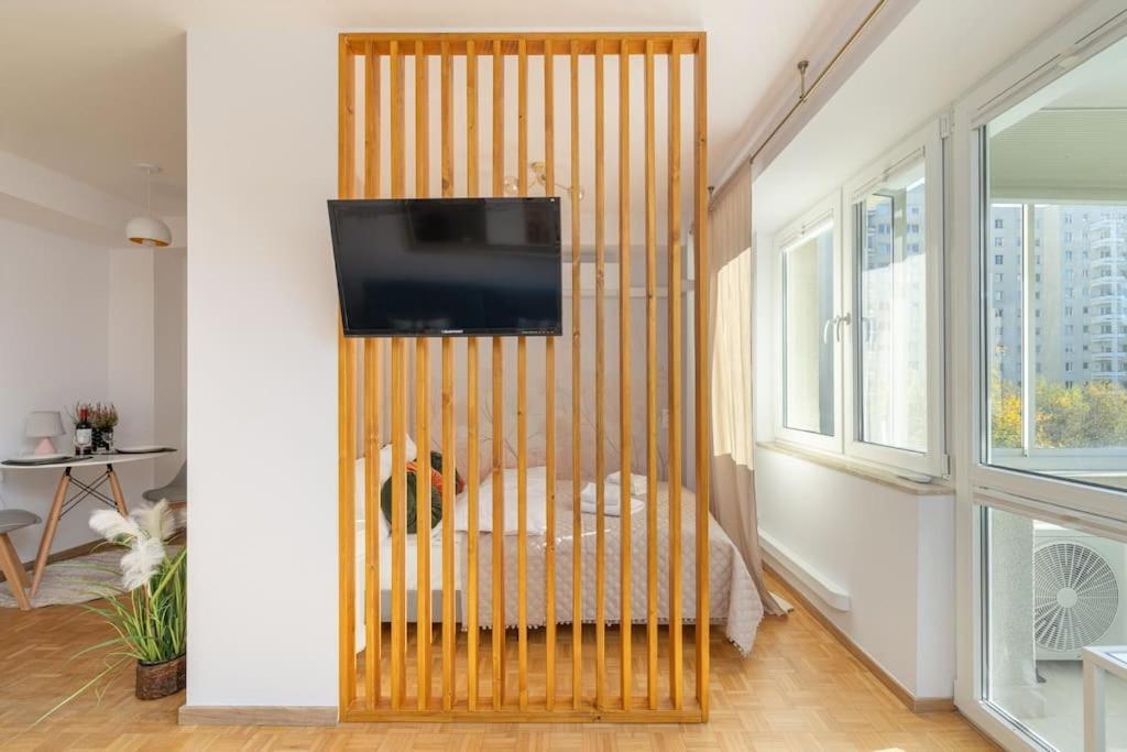 Ecru Inflancka Modern With Balcony Wwa47 Apartament *