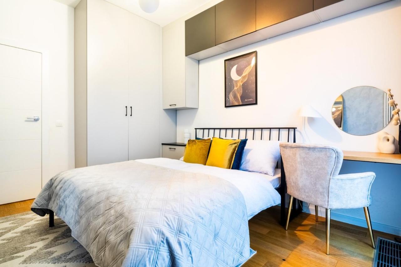Apartament Apartamentysnu, Wola Premium Iii Z Parkingiem