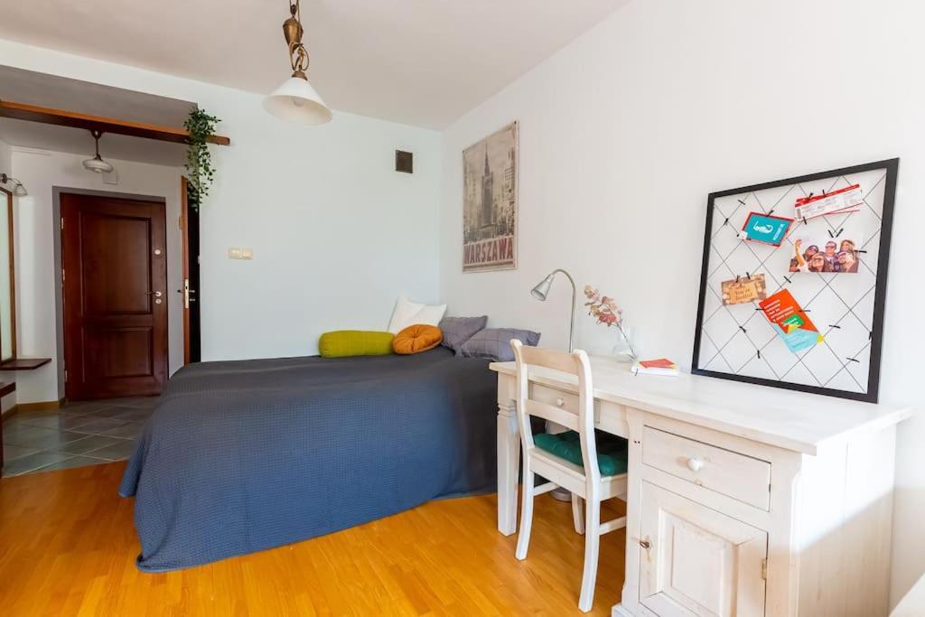 Apartment Cozy, Bright, Comfy Studio Next To The Old Town. Warschau