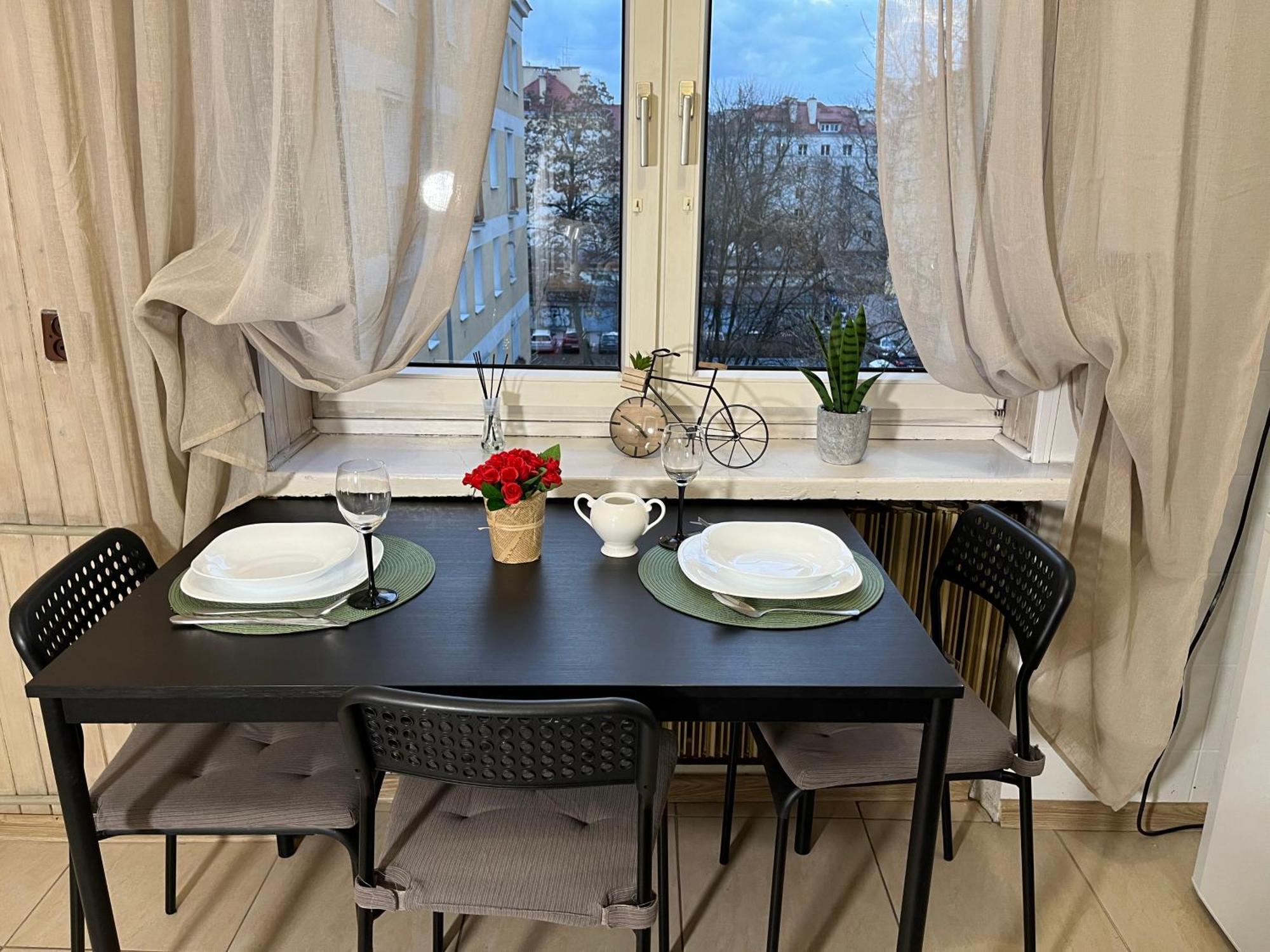 Apartment Przestronna Kawalerka Mokotow Dla 3 Osob