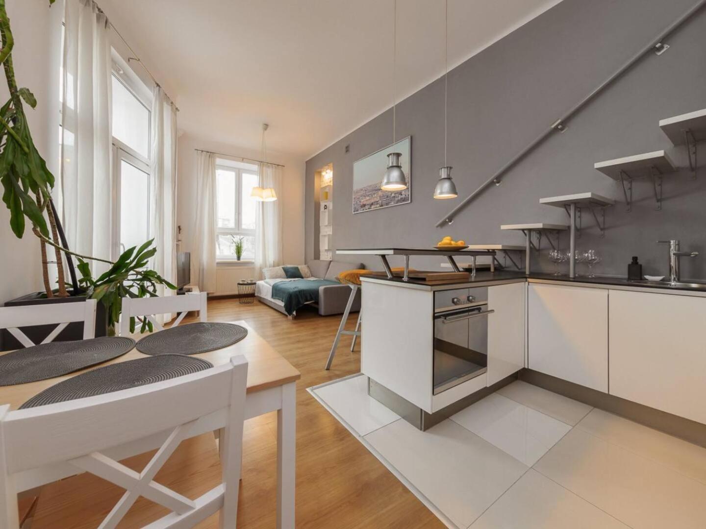 Căn hộ Graystone Plac Unii Lubelskiej
