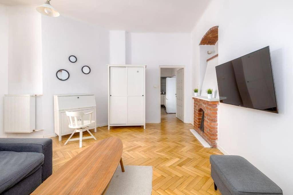 Charismatic In A Tenement House By Ecru Wwa62 Warsaw