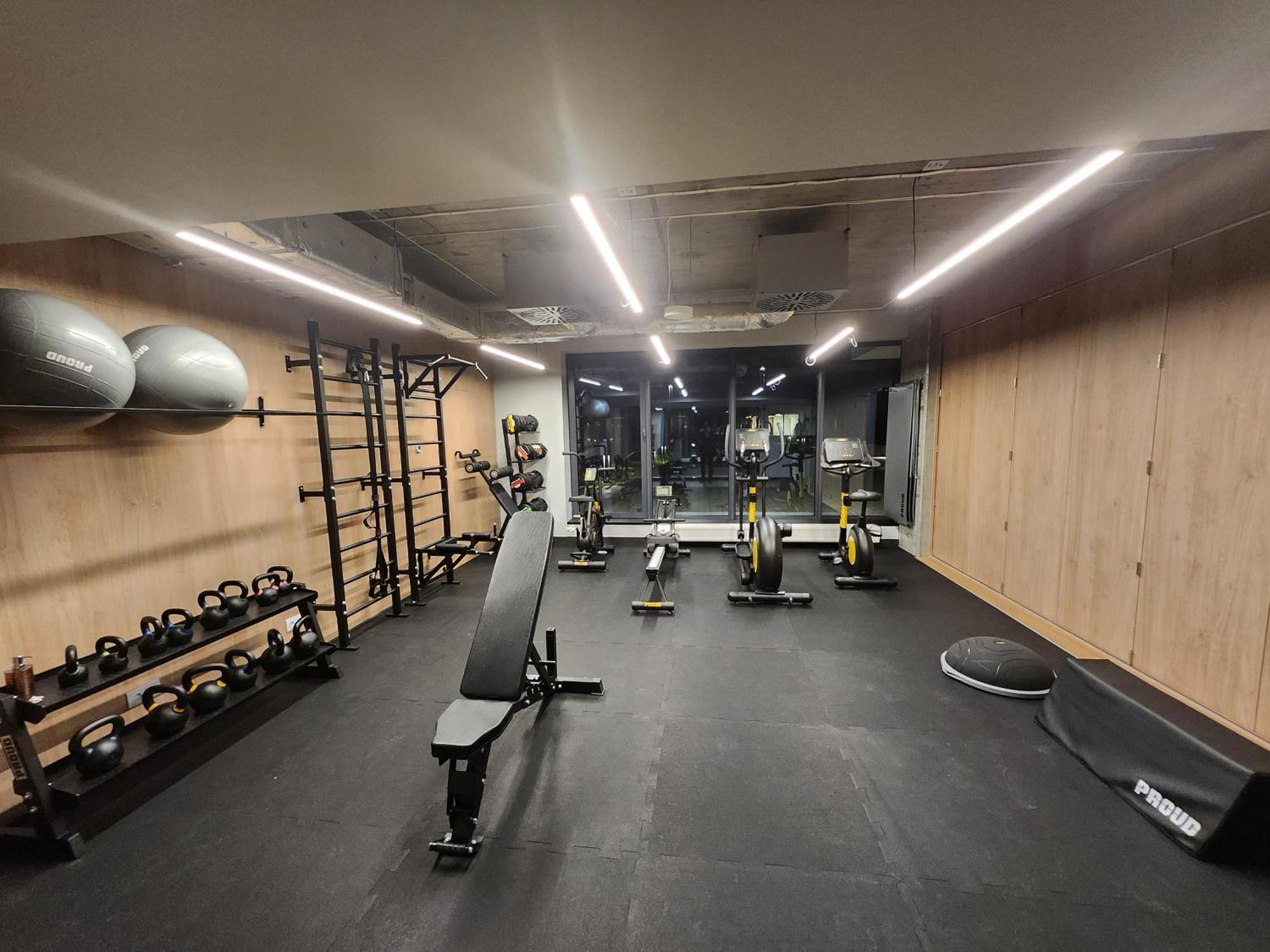House - In With Private Jacuzzi, Full Access To Sauna, Gym And Billards - Studia Z Prywatnym Jacuzzi Oraz Dostepem Do Sauny, Silowni I Bilarda Apartment