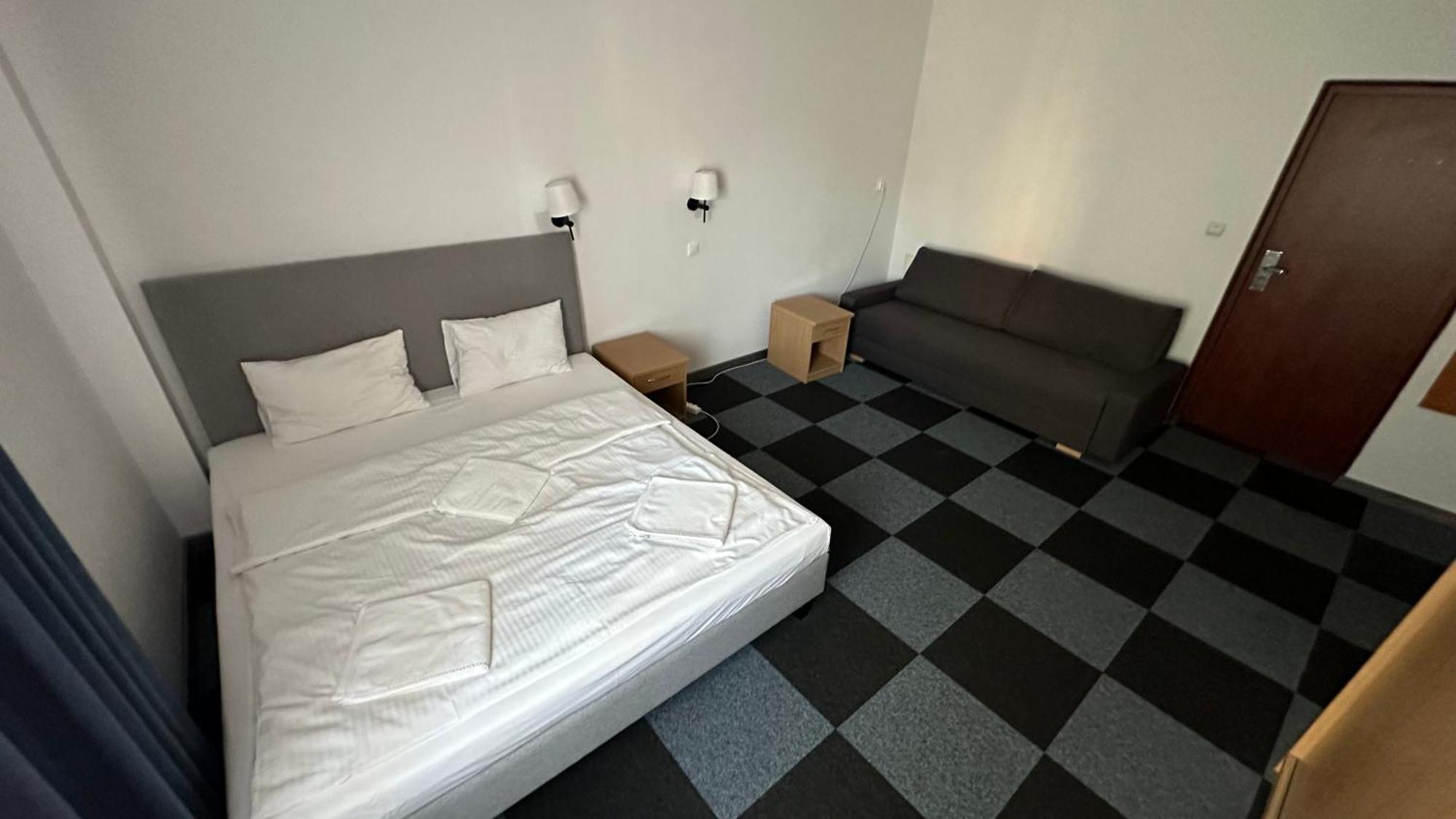 Bed & Breakfast Lezzet Goscinny & Turkishrestaurant *