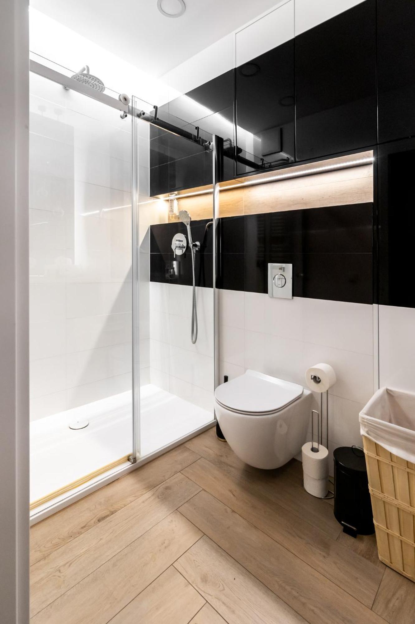Apartment Golden - Two Bedrooms Luxury In The Center - Mennica *