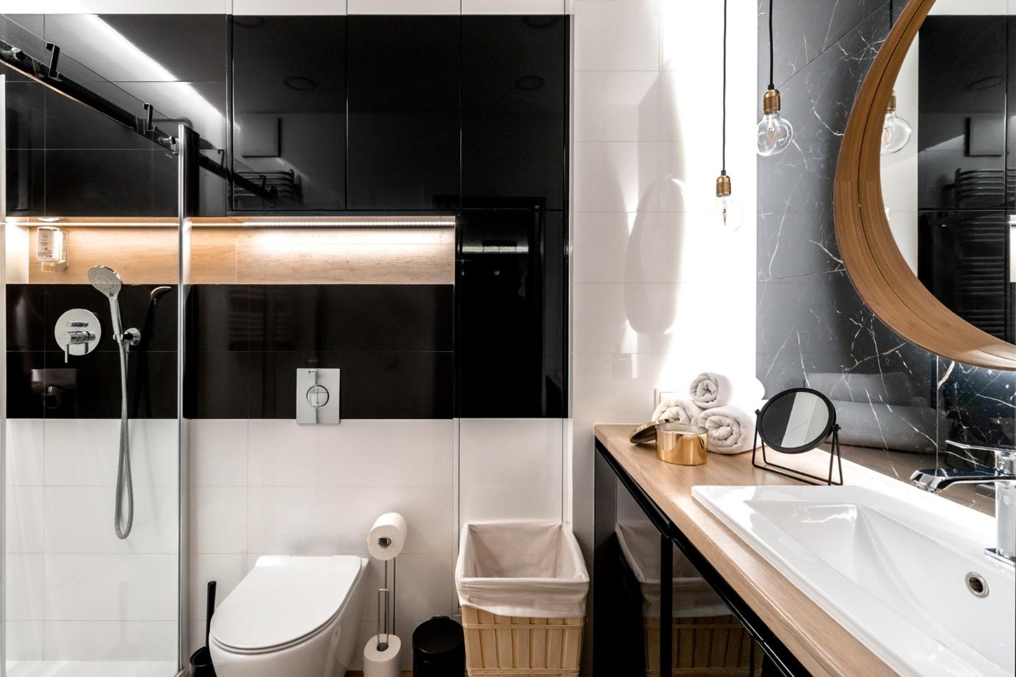 Apartment Golden - Two Bedrooms Luxury In The Center - Mennica *