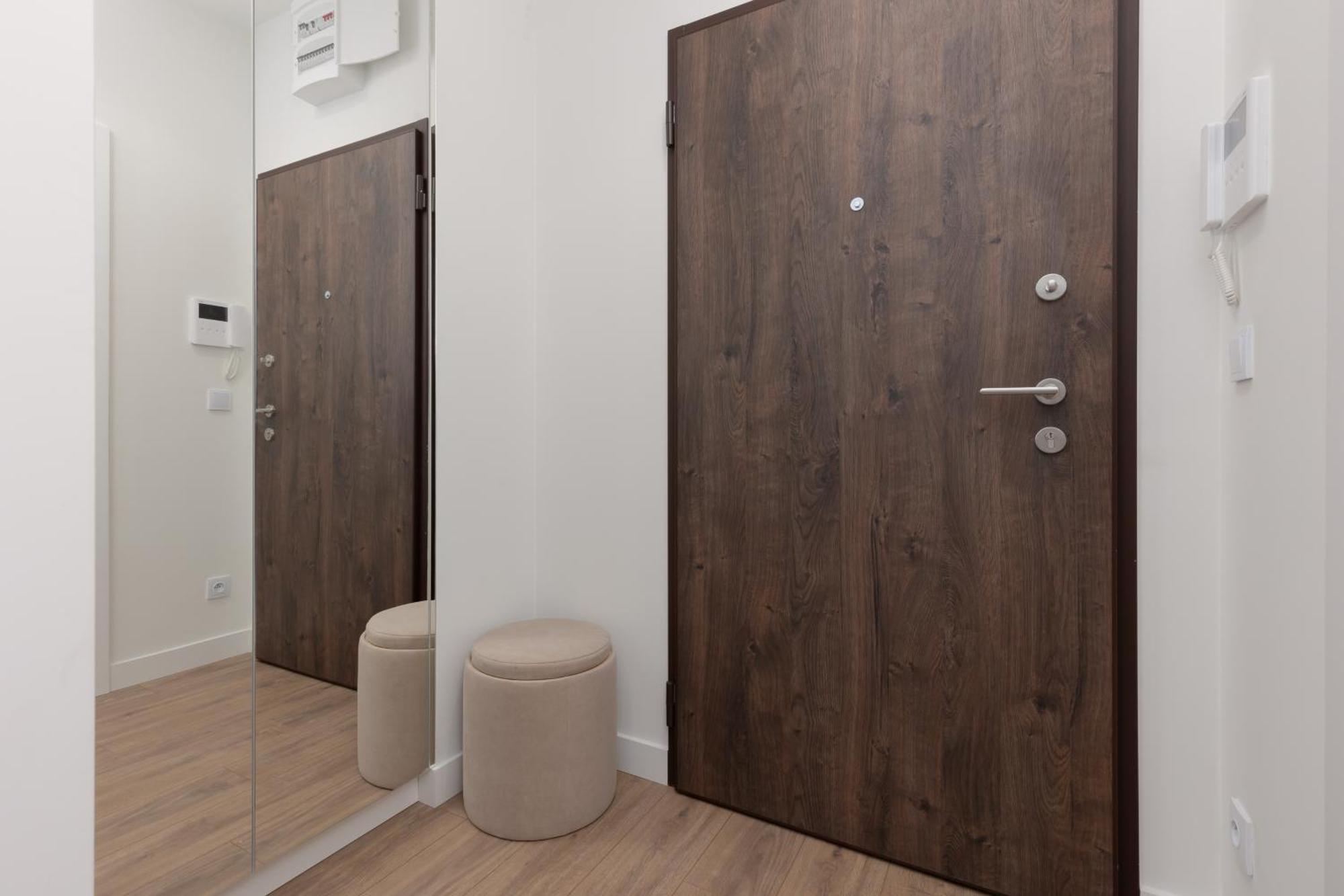 Cozy Domaniewska With Gym & Sauna In Mokotow By Renters Aparthotel