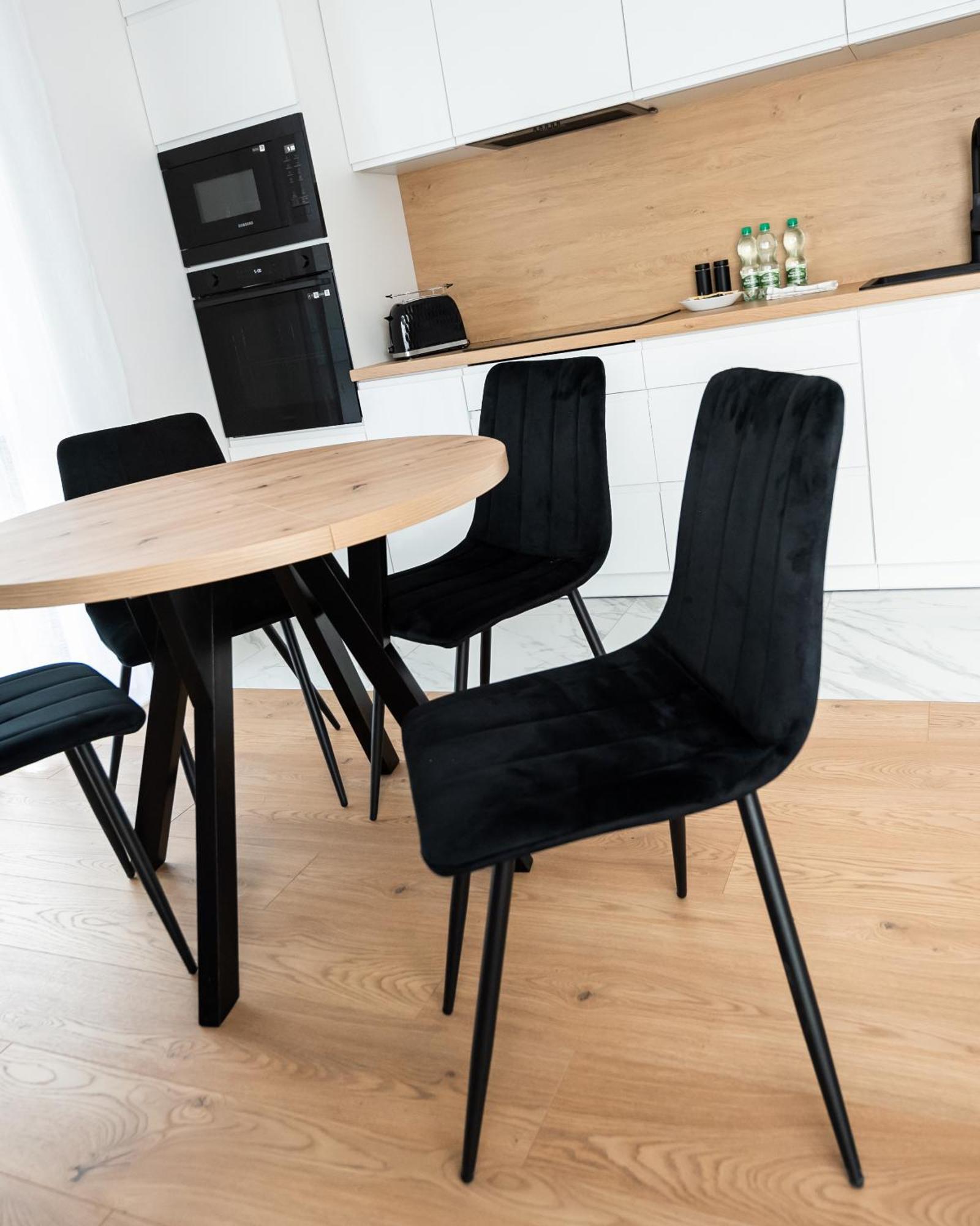 Brzeziny Deluxe Apartamento *