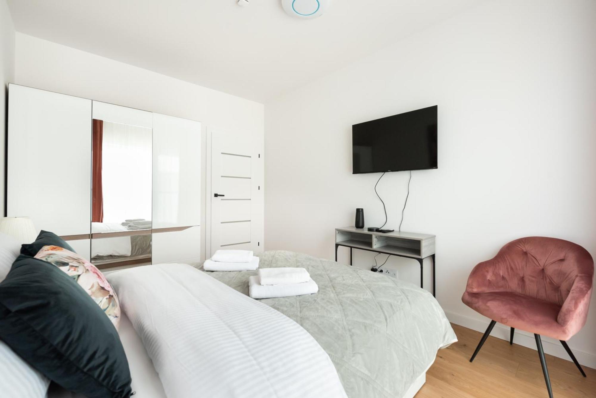 Brzeziny Deluxe Apartamento *