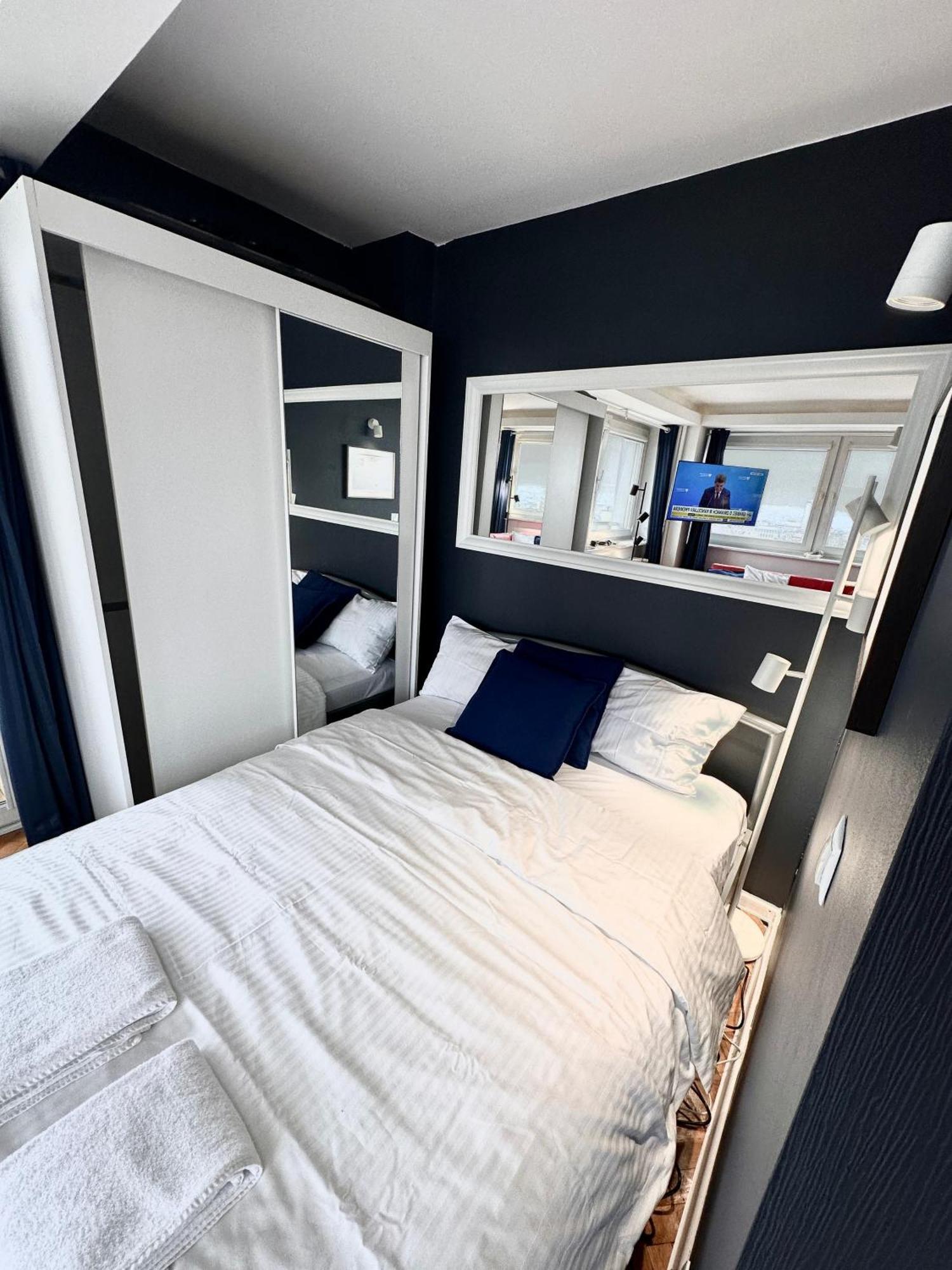 Apartment Sawa 6 Metro Fast Wifi 70'tv Panorama Hbo, Netflix, Dsiney+ Warschau