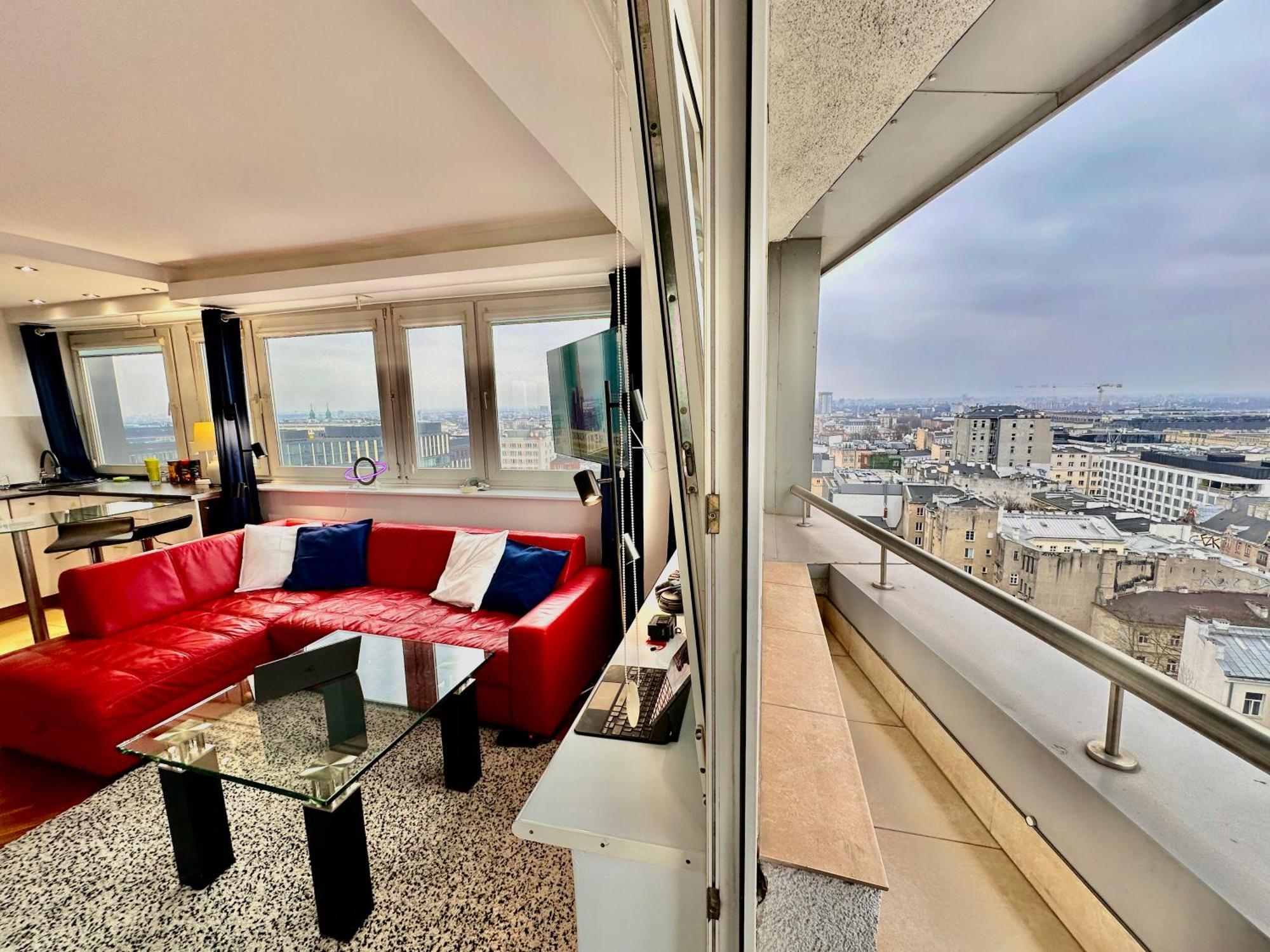 Sawa 6 Metro Fast Wifi 70'tv Panorama Hbo, Netflix, Dsiney+ Apartment