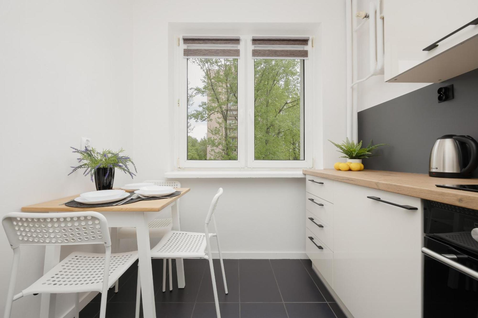 Apartament Bright For 4 People In By Renters Warszawa