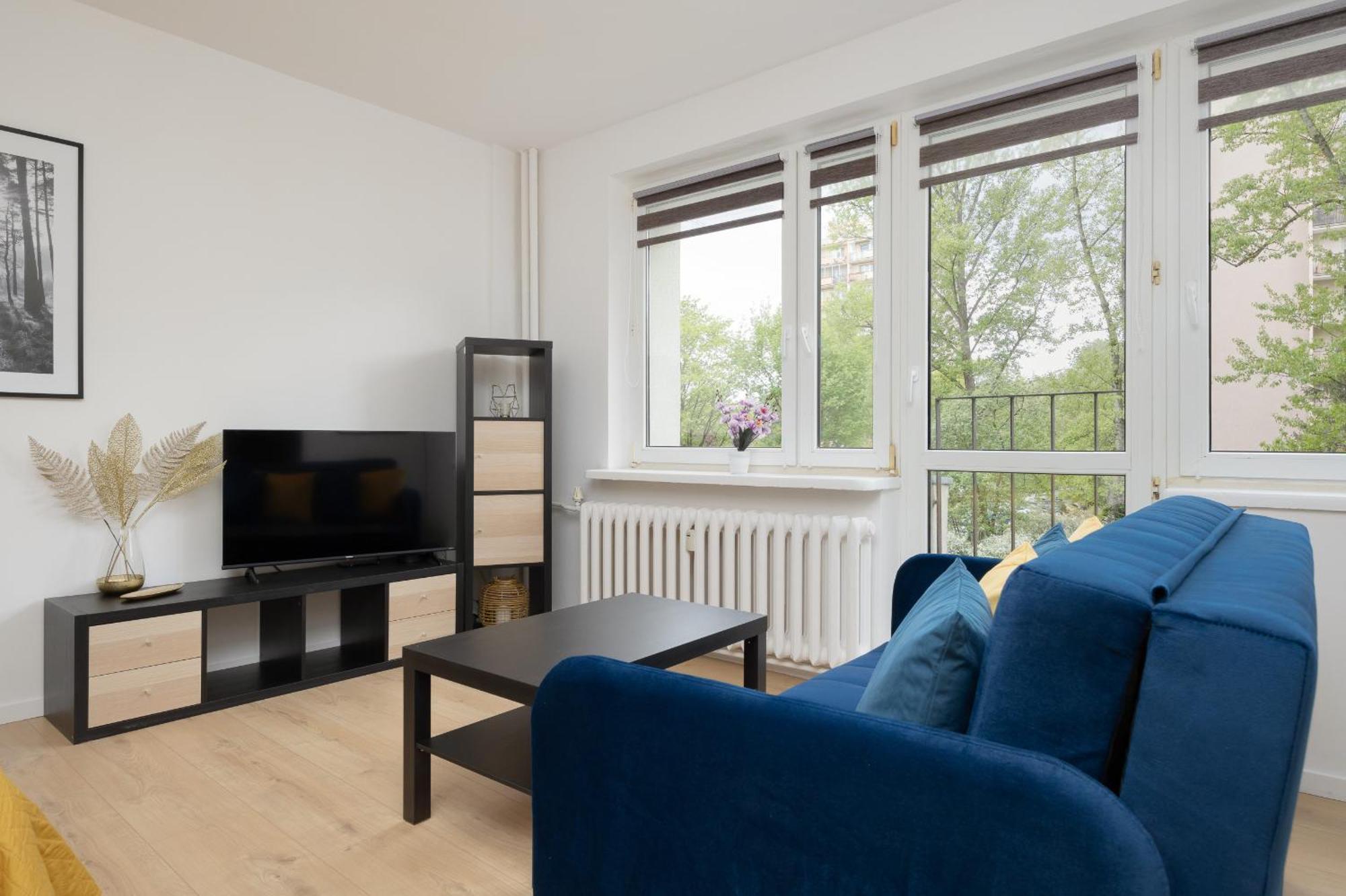 Apartament Bright For 4 People In By Renters