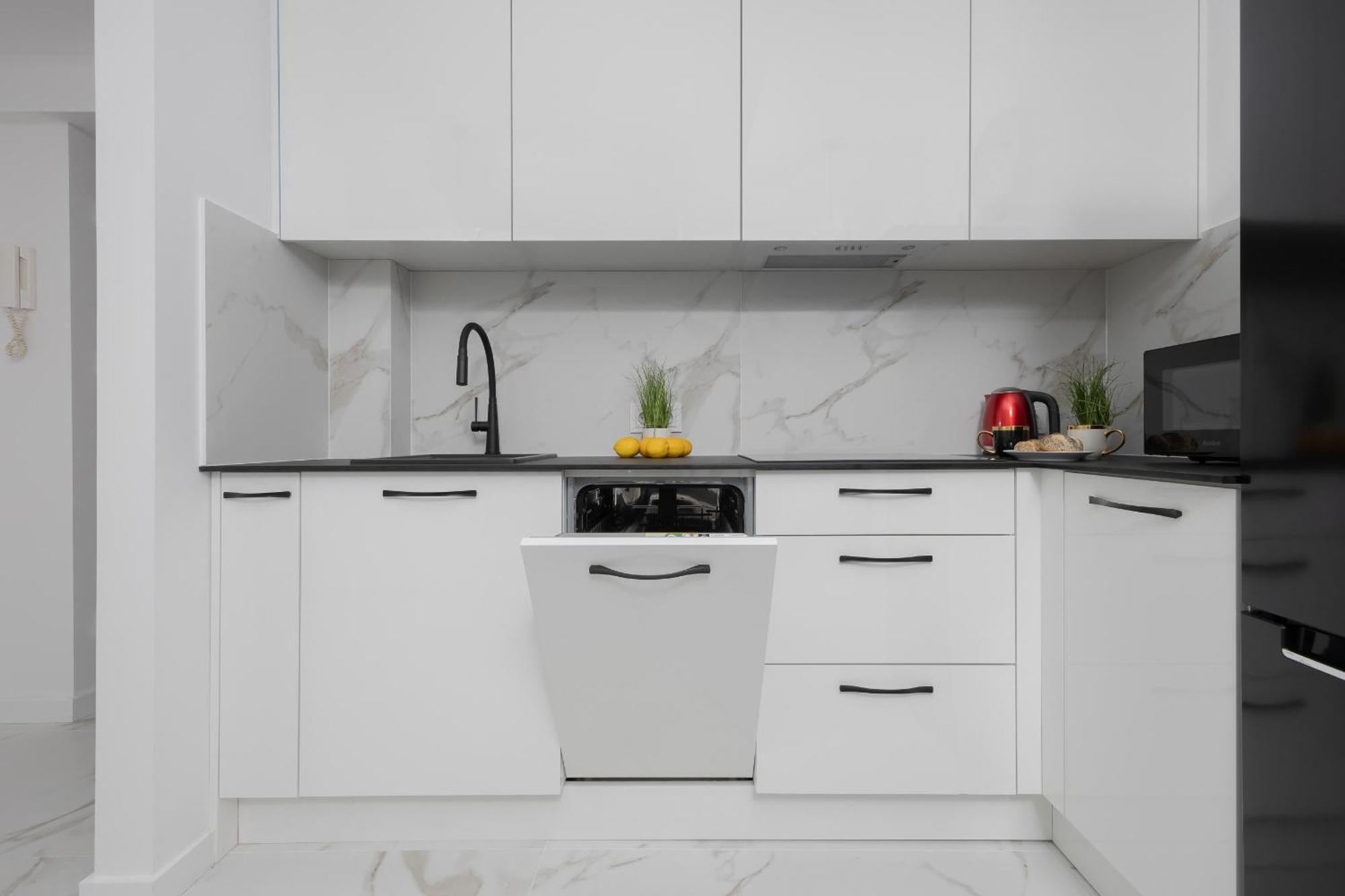 Apartment Elegant Muranow Ideal For Remote Work By Renters