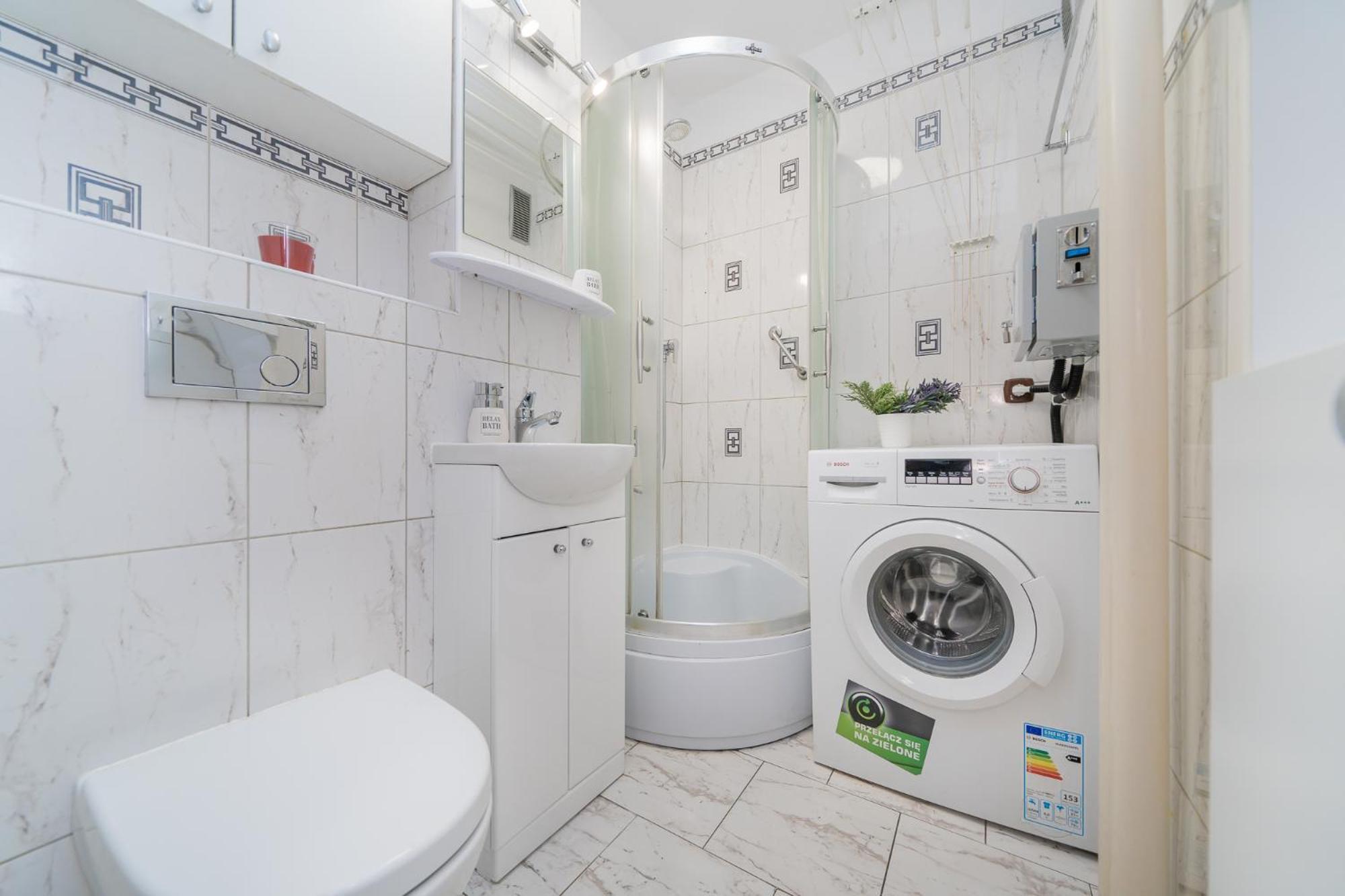 Mgr W Samym Centrum Warszawy By Metro Rondo Onz - Super Bed Year23 Warsaw