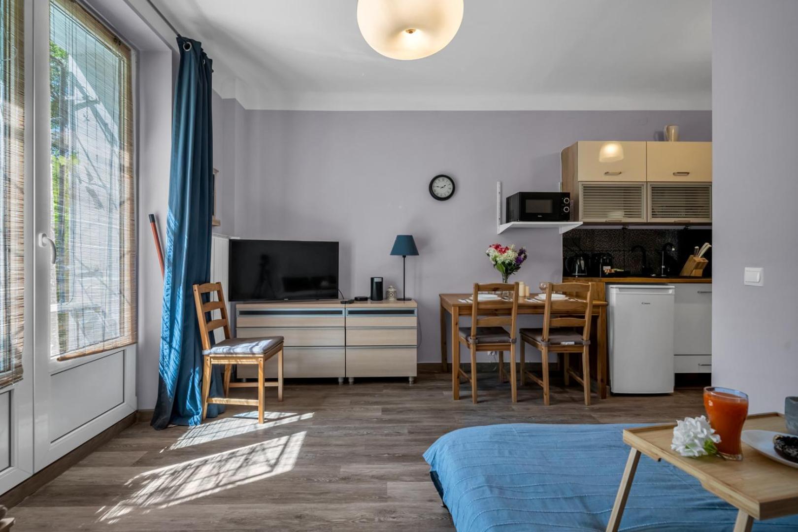 Apartment - Parks & Metro Nearby - By Rentujemy
