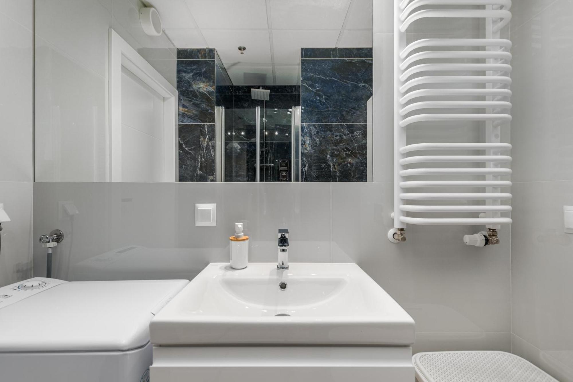 Kasprzaka 29 B-c By Homeprime Warsaw
