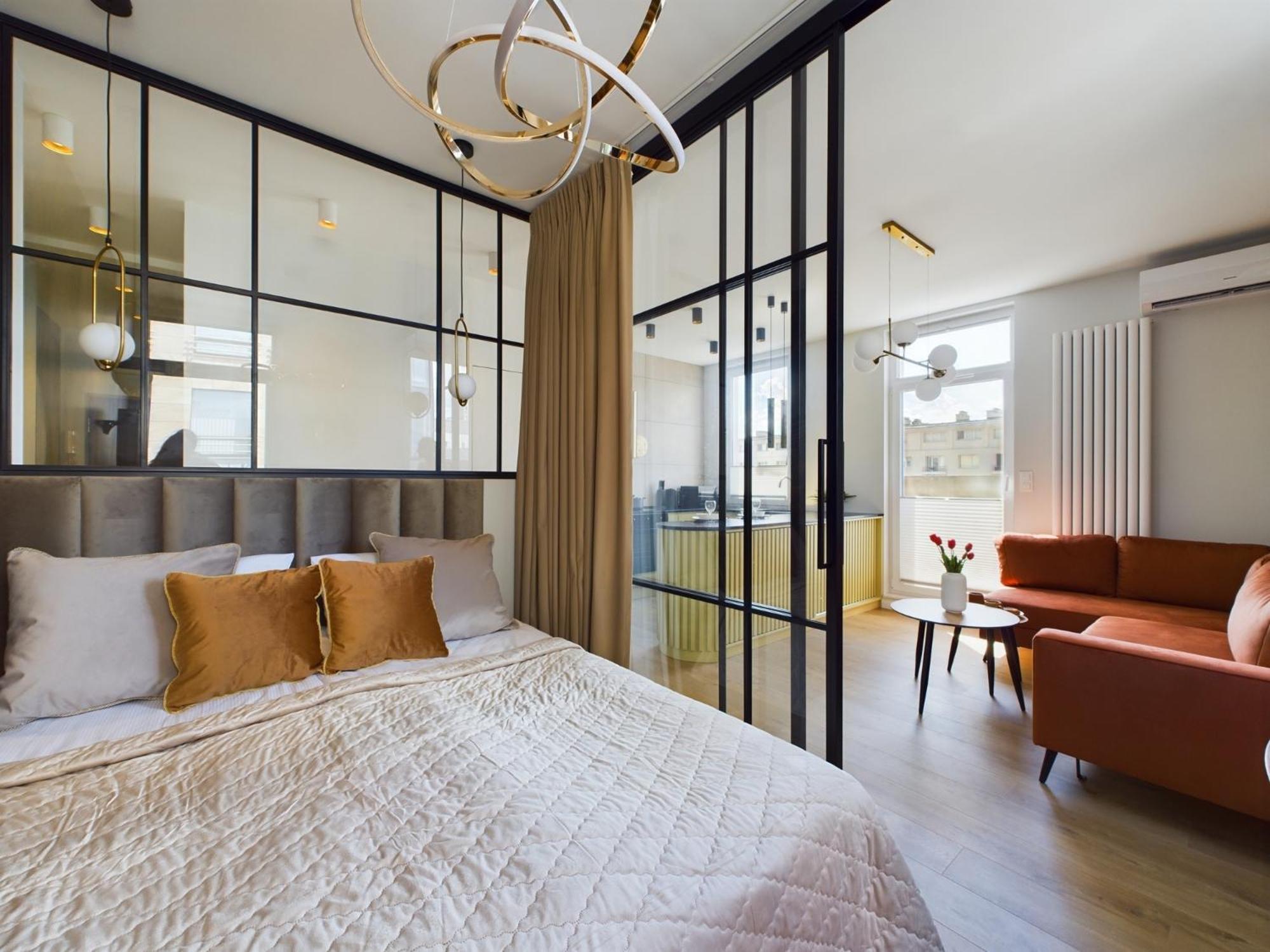 Apartament Center Hoża By Renters *