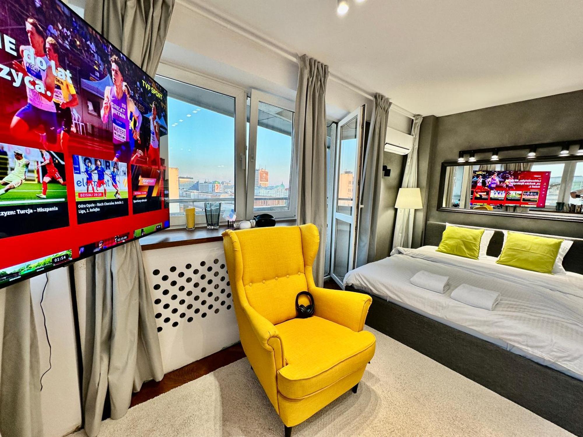 Apartment Silver Aircondition Wifi 1gbs 85'tv Netflix *