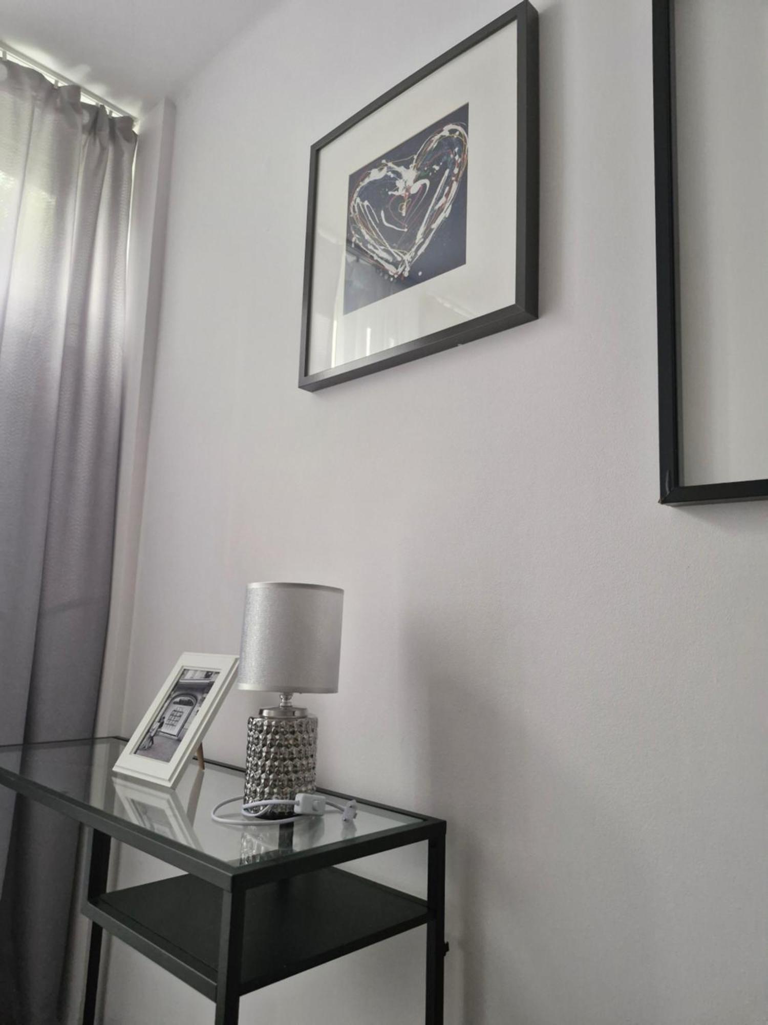 White Grzybowska Apartment