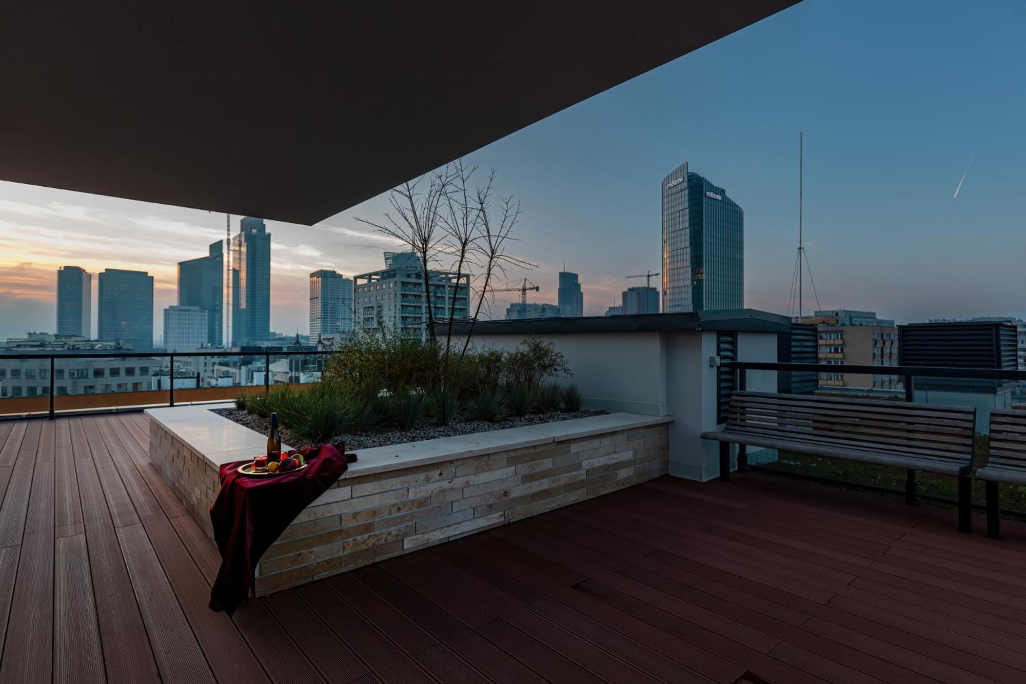 One Bedroom In Center By Renters Prestige Apartment *