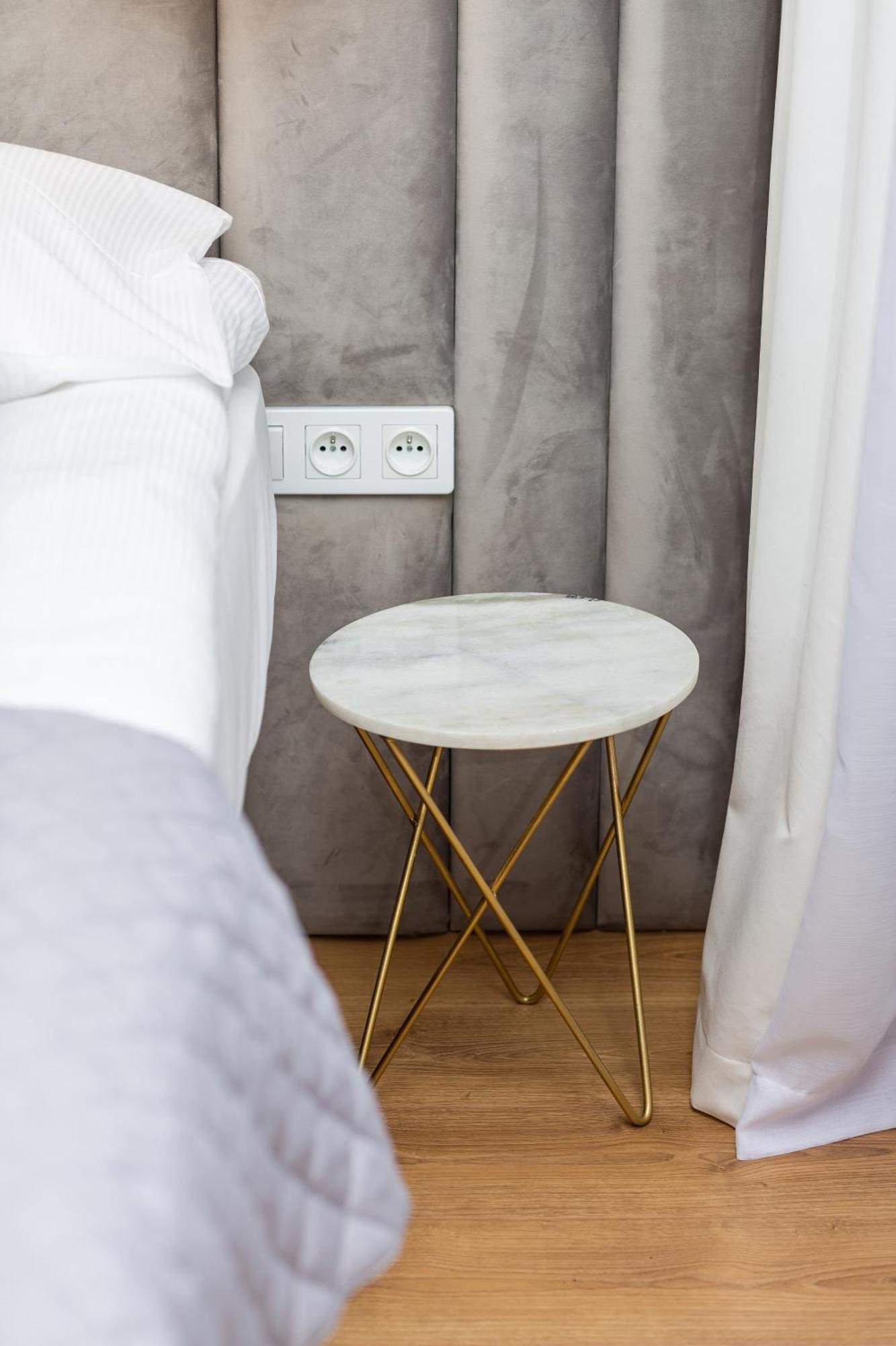 Apartment One Bedroom In Center By Renters Prestige *