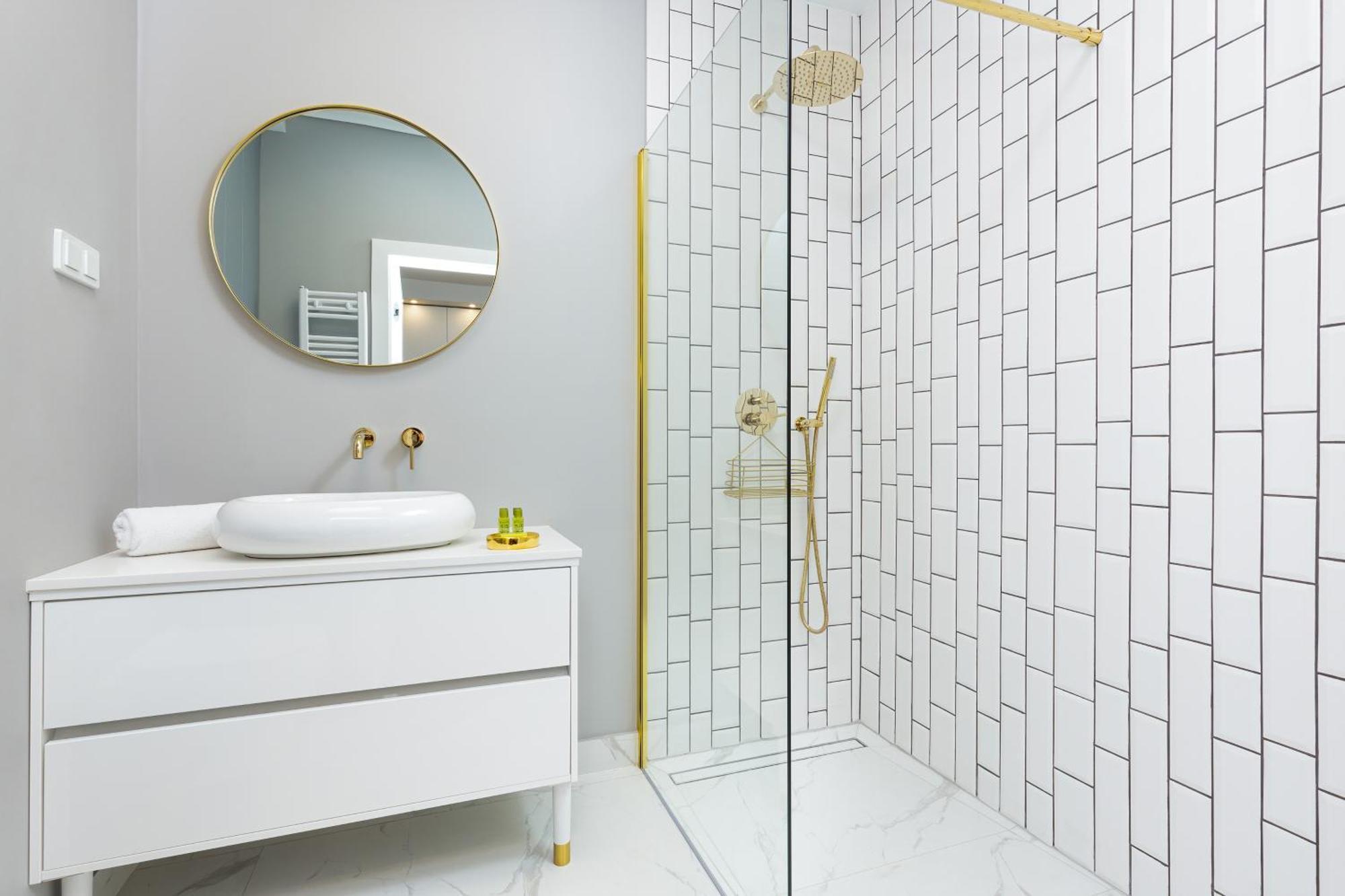 One Bedroom In Center By Renters Prestige