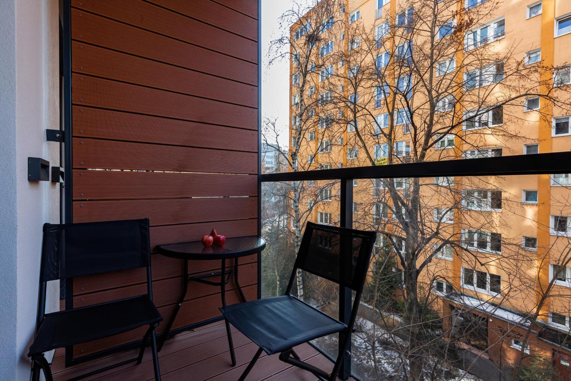 One Bedroom In Center By Renters Prestige Warschau
