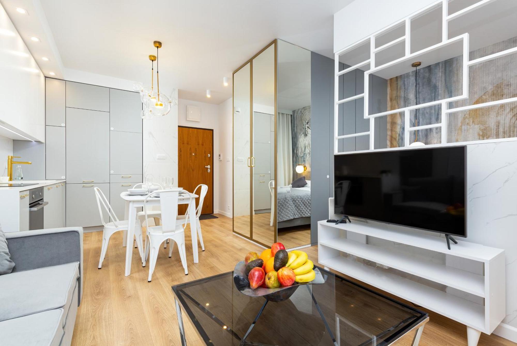 Apartment One Bedroom In Center By Renters Prestige *