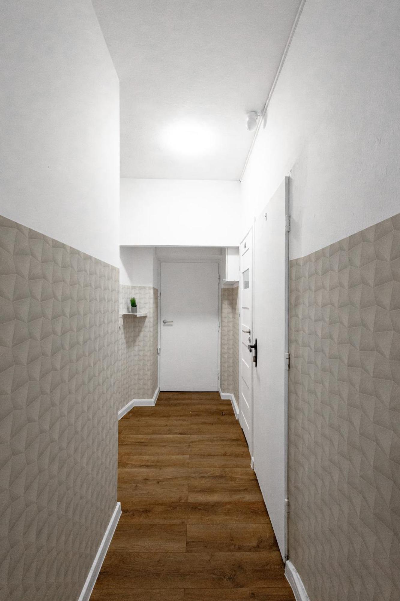Căn hộ Clicktheflat Wolska *