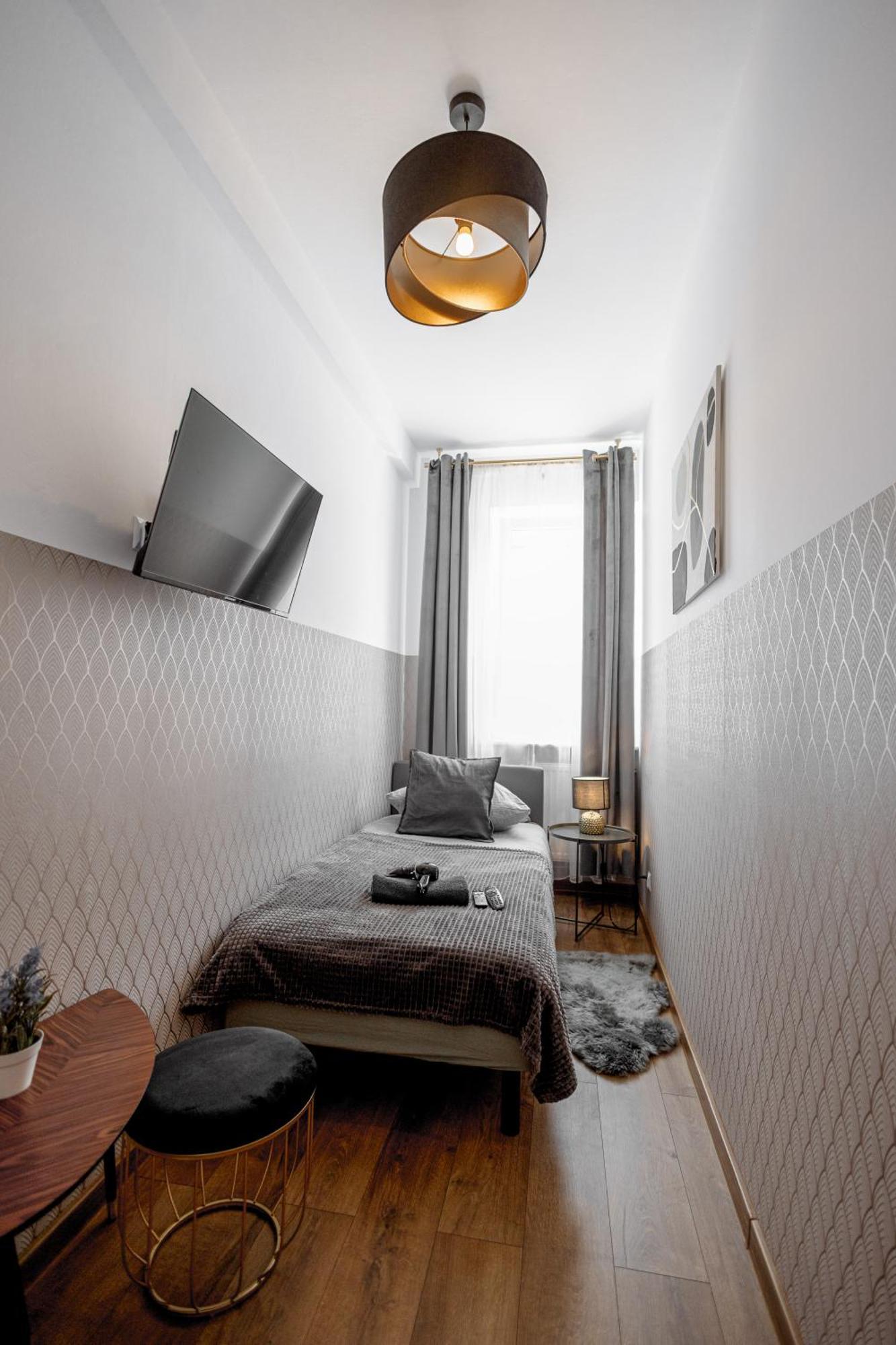Clicktheflat Wolska Căn hộ *