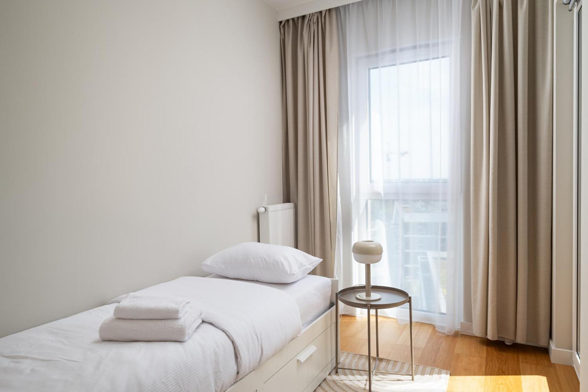 New Comfort 1526 Warsaw