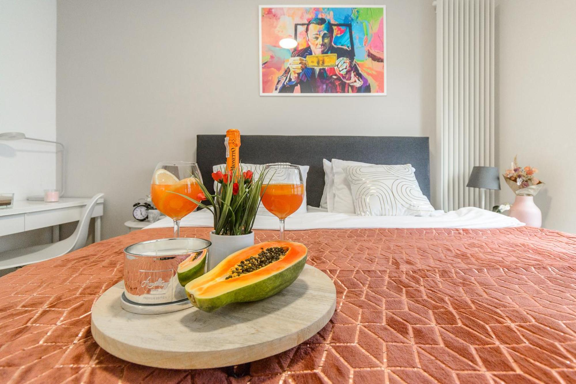 Apartment Lumina Premium Near Mennica