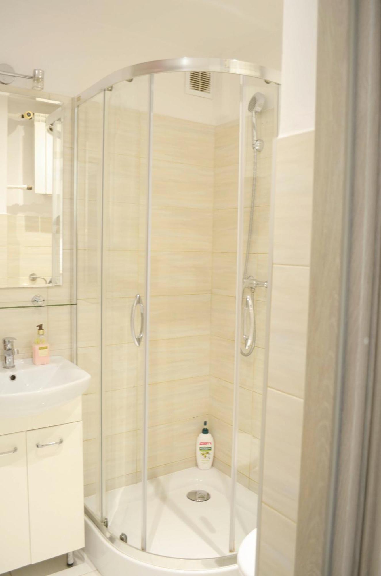 Mieszkanie 4 * Warszawa