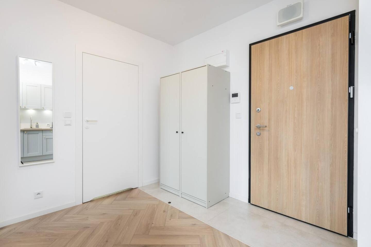 Apartment Rosette Wiktoryn Warsaw